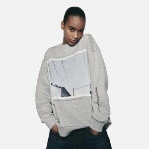 ZARA Gray Graphic Sweatshirt Top seller Black Friday